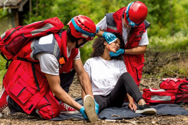 The 15-Minute Wilderness Protocol: The Emergency Response System Saving Lives on Remote Trails 9 Saving Lives on Remote Trails